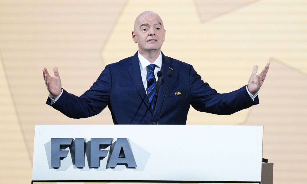 范晓冬：我知道的圈内料比球迷多多了，但我不会诋毁中国足球